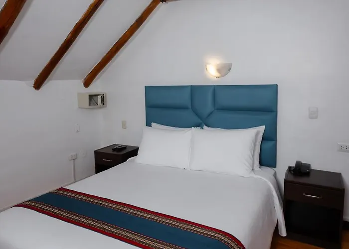 Hacienda Plaza Hotel 3*