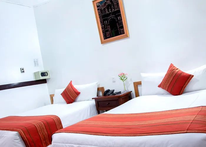 Hacienda Plaza 3*