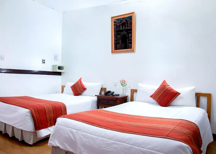 Hotel Hacienda Plaza 3*